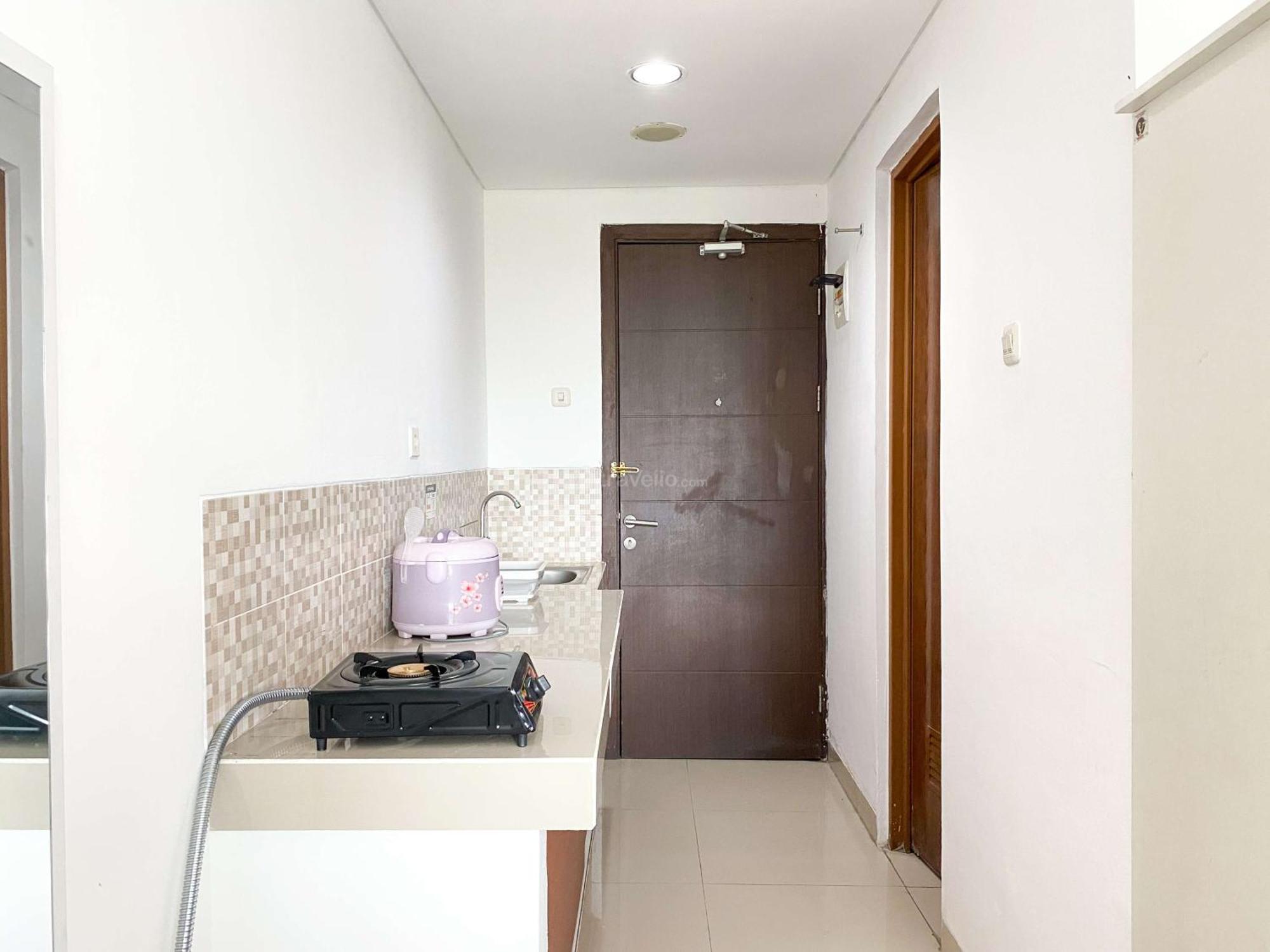 Minimalist Studio At Enviro Apartment By Travelio Cikarang Exterior foto